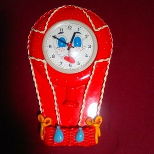 Retro Hot Air Balloon Analog Clock